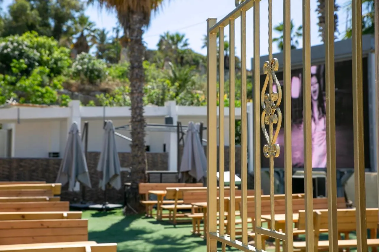 ***  Beach Garden Hotel Saint Julian's Malta
