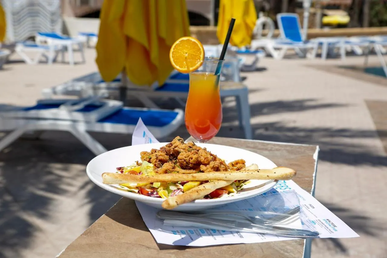 Beach Garden Hotel Saint Julian's 3*,