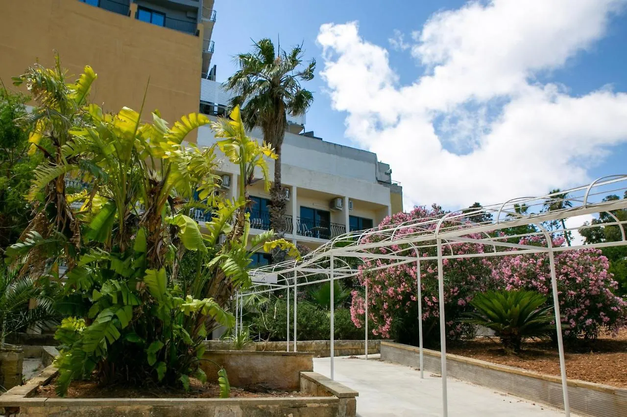 Beach Garden Hotel Saint Julian's